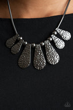 Load image into Gallery viewer, Gallery Goddess - Black Necklace Set