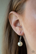 Load image into Gallery viewer, Posh Boss - White